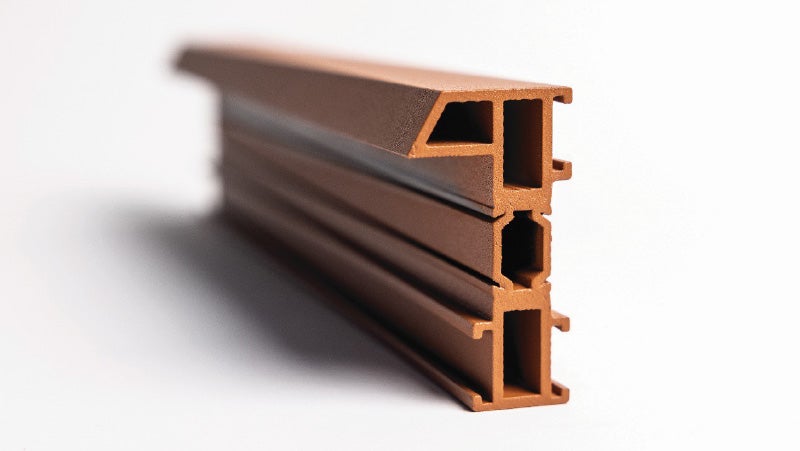 Graham Architectural Products 的窗框采用 公司 粉末涂料涂装。