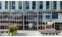 纽约南街海港 17 号码头